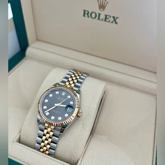 Rolex Datejust 31mm two tone Gold Steel Jubilee Gray Dial With Diamonds - Picture 4 of 14